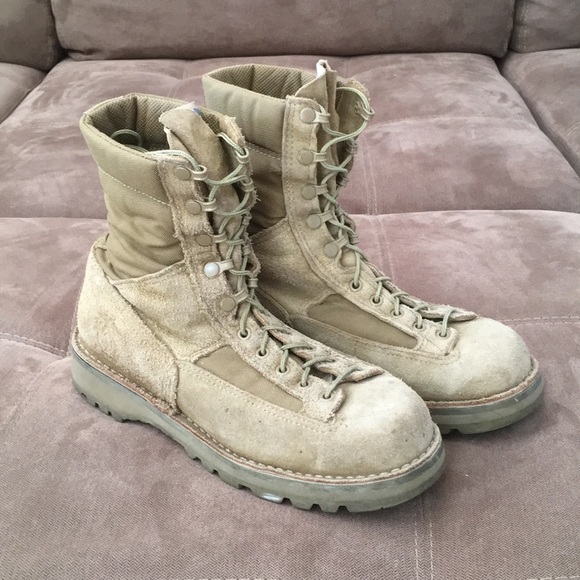 danner expeditionary boot